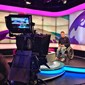 Bilde av Martin som er programleder i britiske Newsround. Jeg var på besøk hos BBC i Manchester i løpet av oppholdet mitt i England.