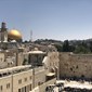 Ingen tur til Israel uten et besøk til klagemuren med tempelhøyden i bakgrunnen..