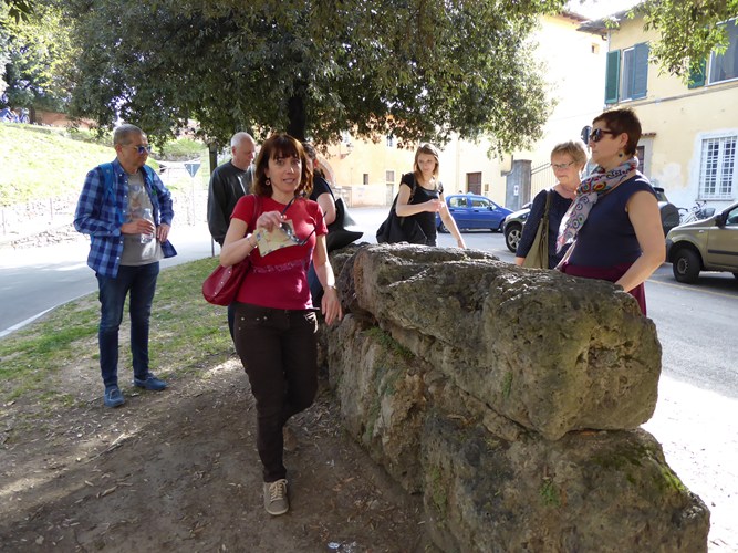 Utflukt i Lucca med lærer Elena